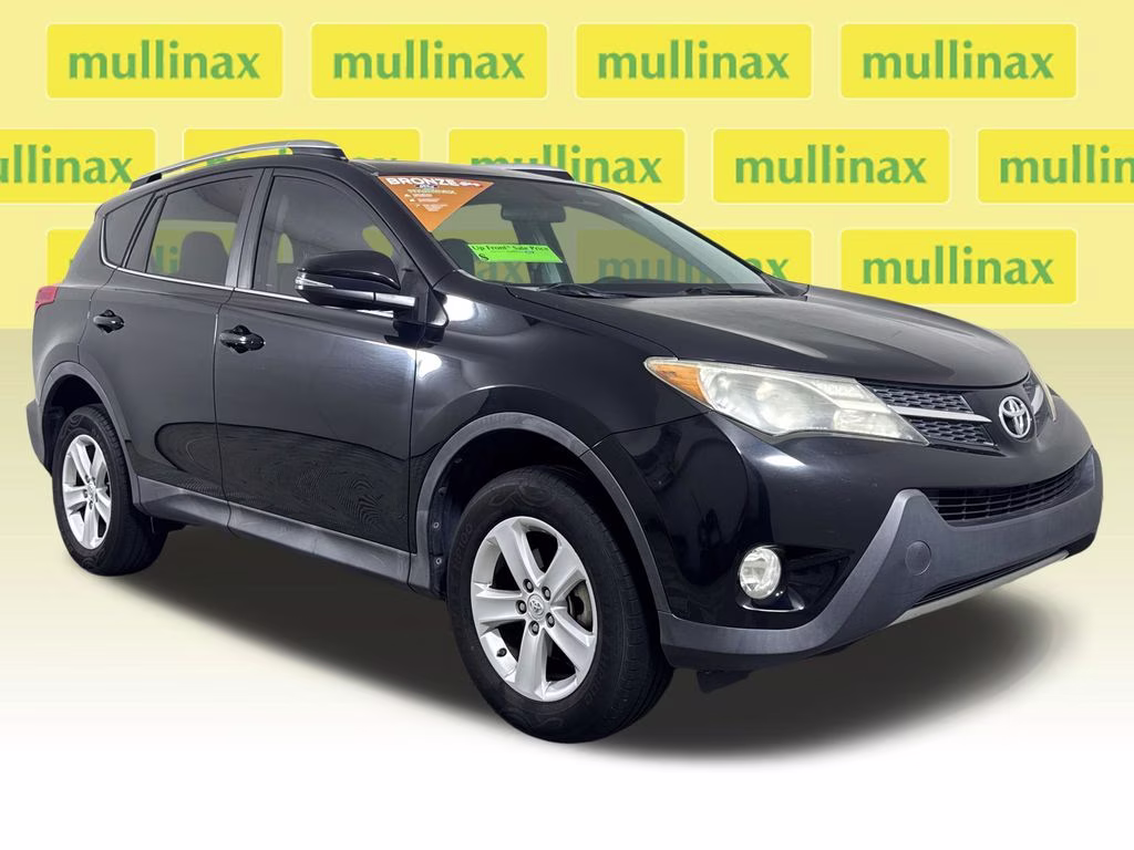 2013 Black Toyota RAV4 XLE FWD SUV