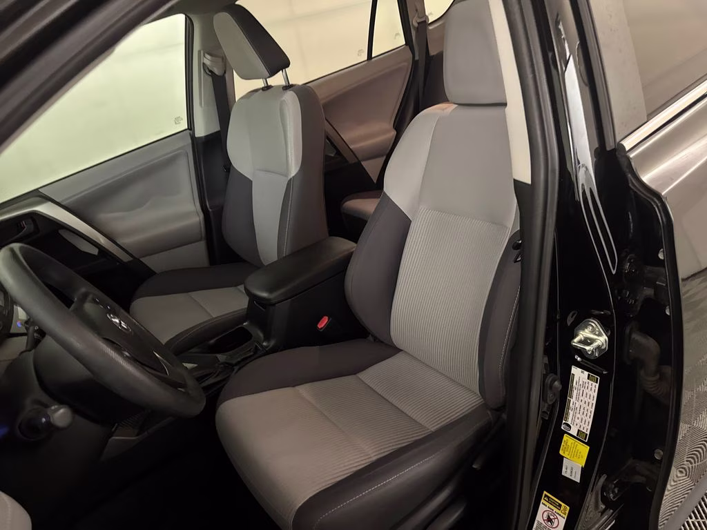 2013 Black Toyota RAV4 XLE FWD SUV