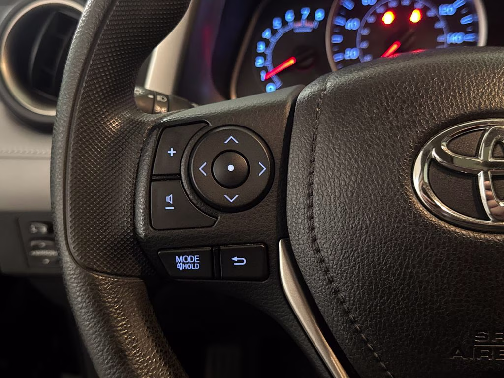 2013 Black Toyota RAV4 XLE FWD SUV