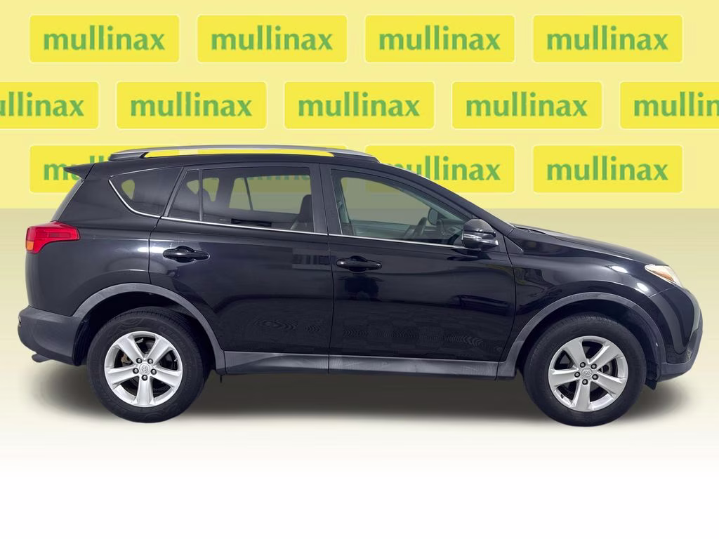 2013 Black Toyota RAV4 XLE FWD SUV