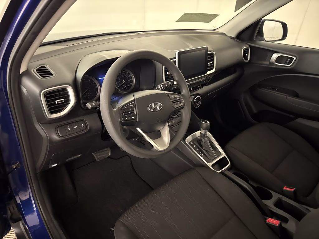 2022 Intense Blue Hyundai Venue SE FWD SUV