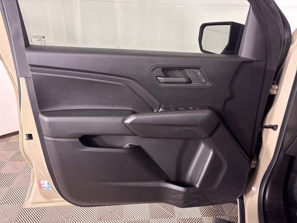 2023 Sand Dune Metallic Chevrolet Colorado Trail Boss 4X4 Truck