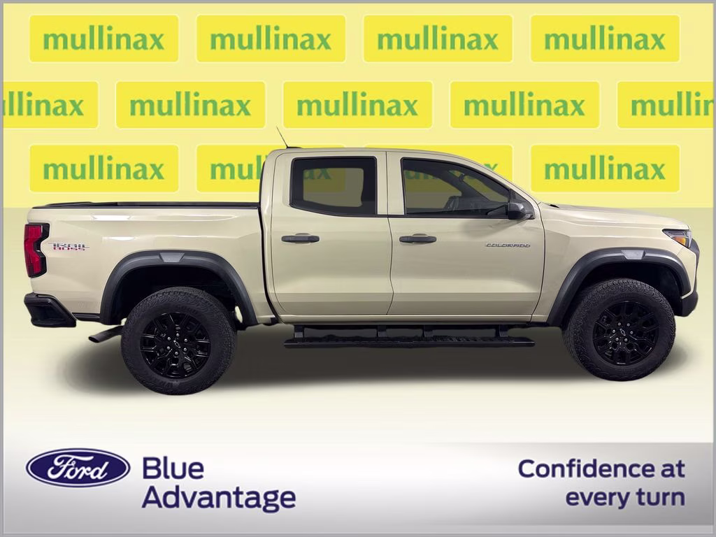 2023 Sand Dune Metallic Chevrolet Colorado Trail Boss 4X4 Truck