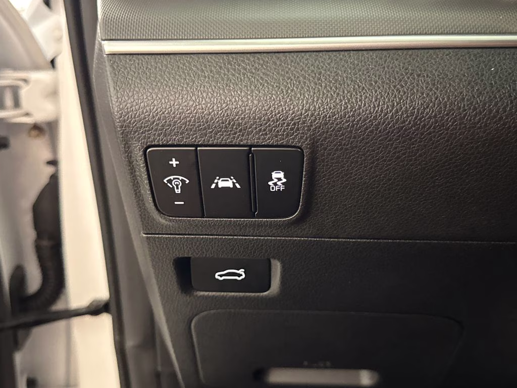 2023 Glacial White Pearl Kia K5 GT-Line FWD Sedan