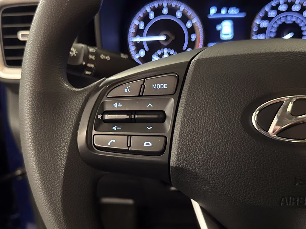 2022 Intense Blue Hyundai Venue SE FWD SUV
