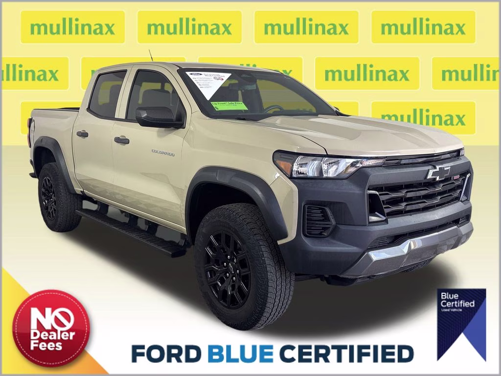 2023 Sand Dune Metallic Chevrolet Colorado Trail Boss 4X4 Truck