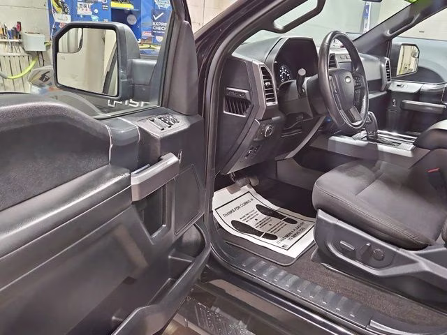 2020 Agate Black Metallic Ford F-150 XLT 4X4 Truck