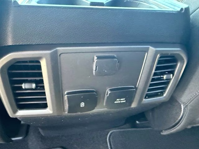 2020 Agate Black Metallic Ford F-150 XLT 4X4 Truck