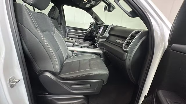 2023 Bright White Clearcoat Ram 1500 Big Horn/Lone Star 4X4 Truck