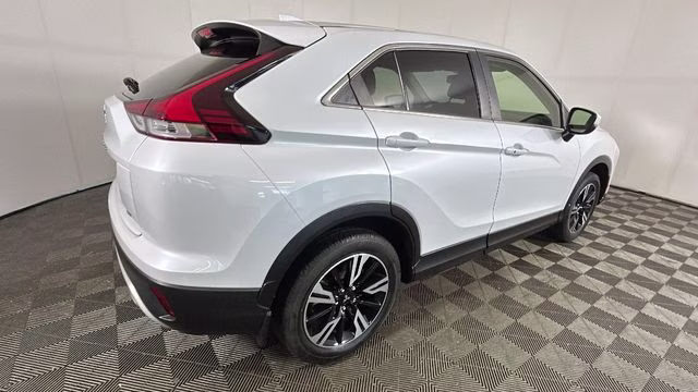 2023 White Mitsubishi Eclipse Cross SE 4X4 SUV