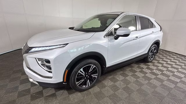 2023 White Mitsubishi Eclipse Cross SE 4X4 SUV