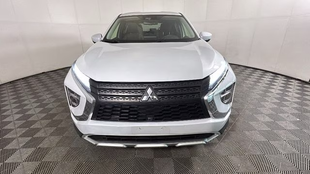 2023 White Mitsubishi Eclipse Cross SE 4X4 SUV