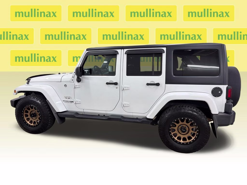 2018 Bright White Clearcoat Jeep Wrangler JK Unlimited Sahara 4X4 SUV