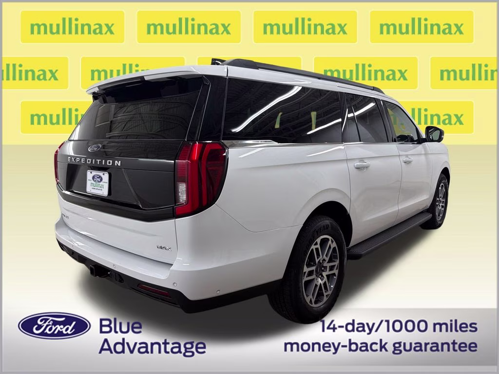 2025 Oxford White Ford Expedition Max Active RWD SUV