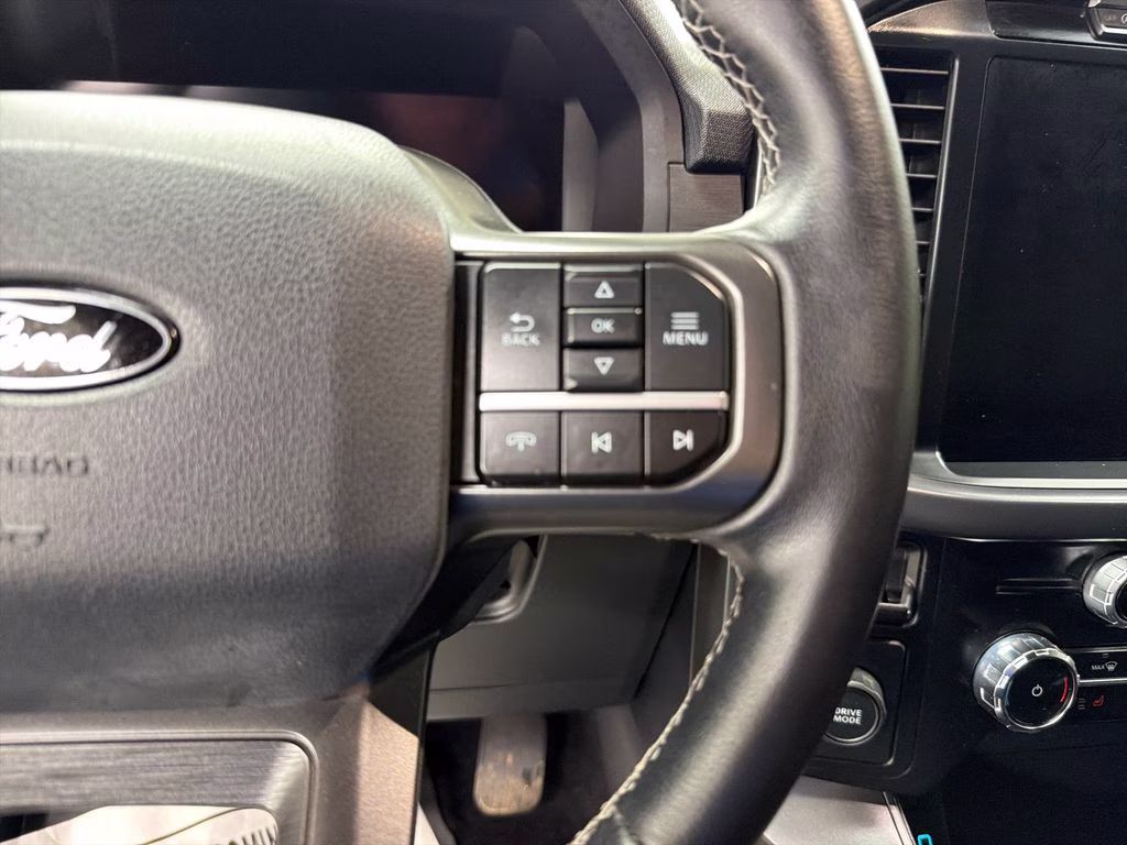 2024 Black Metallic Ford F-150 XLT RWD Truck