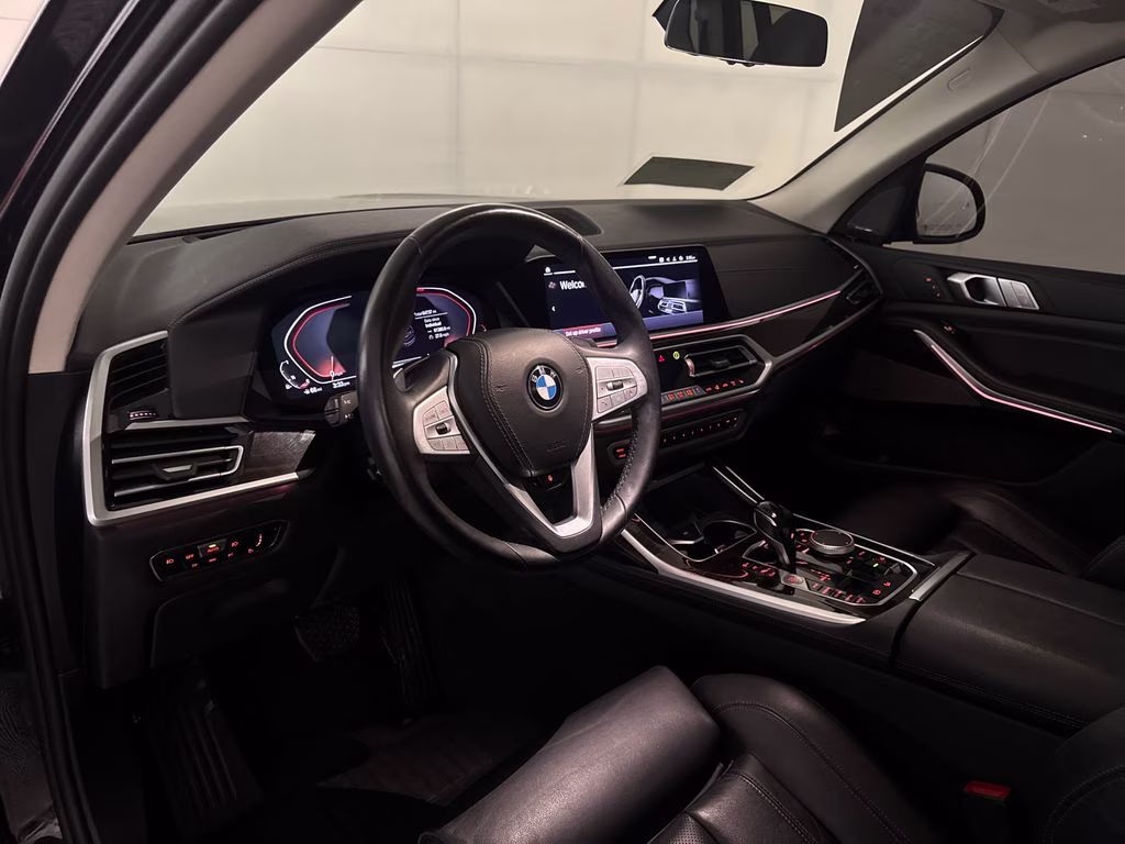 2020 Black Sapphire Metallic BMW X7 xDrive40i AWD SUV