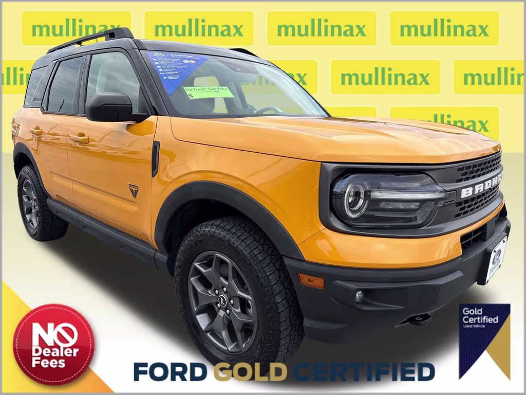2021 Cyber Orange Metallic Tricoat Ford Bronco Sport Badlands 4X4 SUV