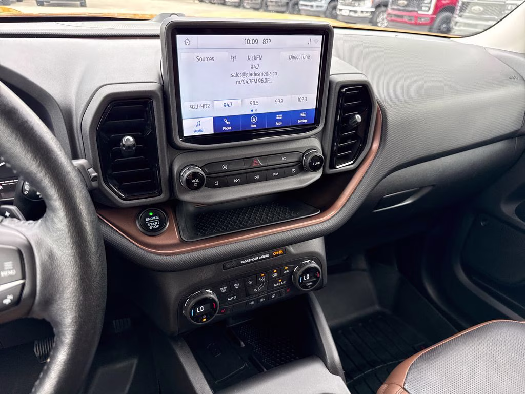 2021 Cyber Orange Metallic Tricoat Ford Bronco Sport Badlands 4X4 SUV