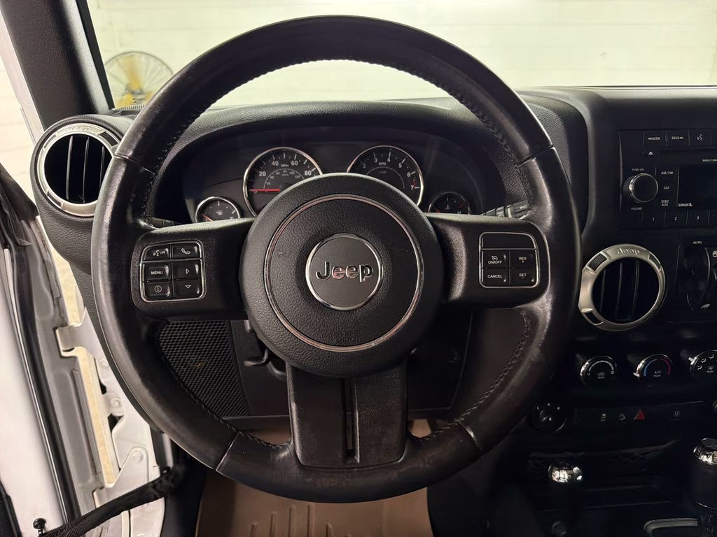 2018 Bright White Clearcoat Jeep Wrangler JK Unlimited Sahara 4X4 SUV