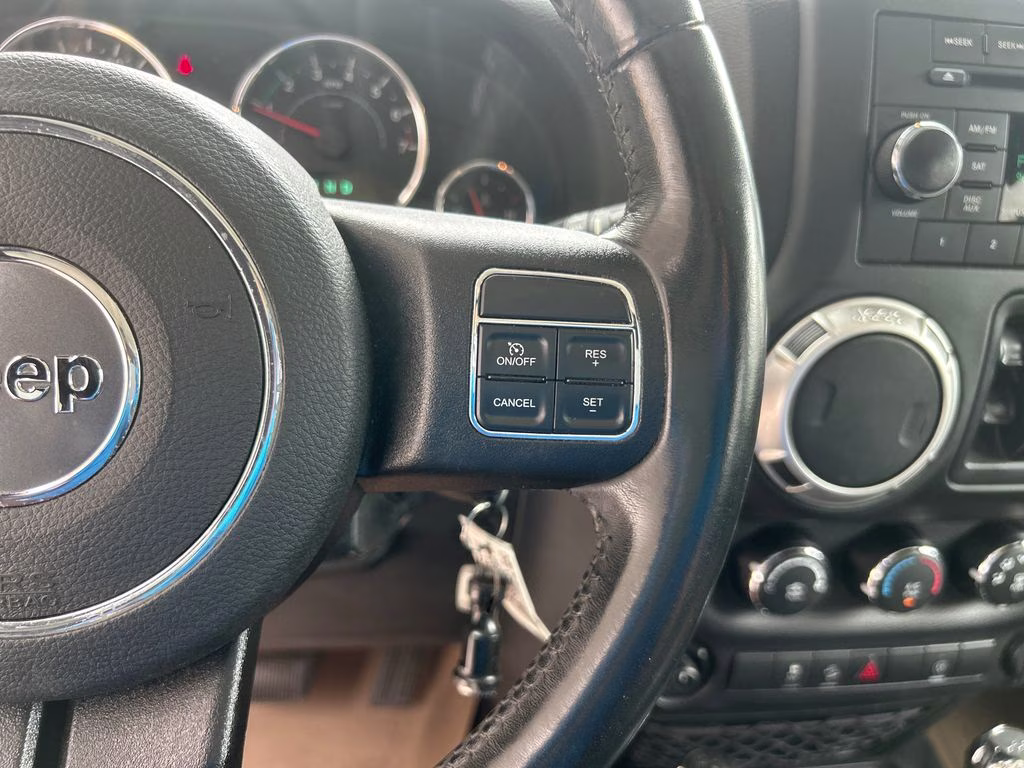 2018 Bright White Clearcoat Jeep Wrangler JK Unlimited Sahara 4X4 SUV