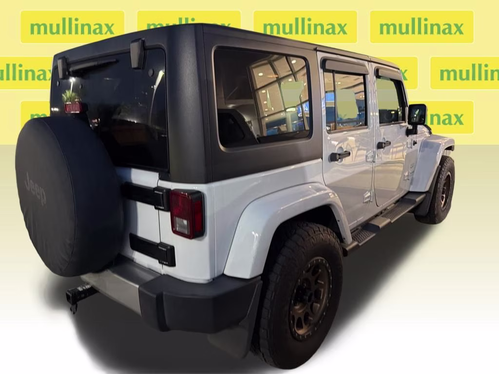 2018 Bright White Clearcoat Jeep Wrangler JK Unlimited Sahara 4X4 SUV