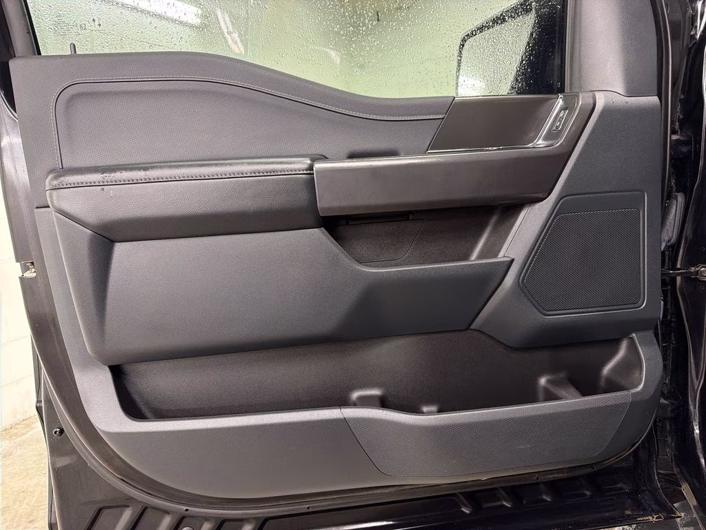 2024 Black Metallic Ford F-150 XLT RWD Truck