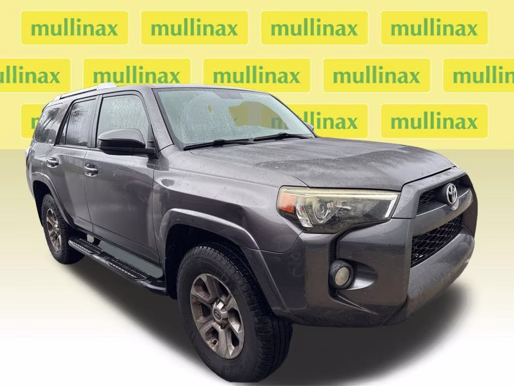 2015 Magnetic Gray Metallic Toyota 4Runner SR5 4X4 SUV