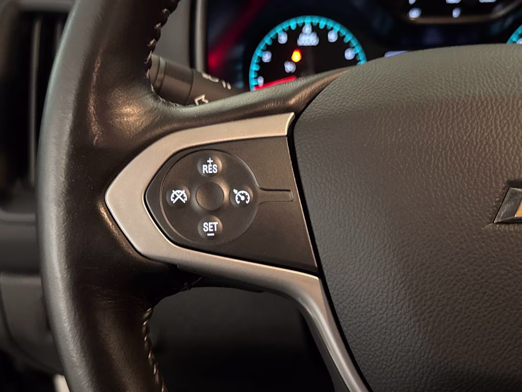 2022 Summit White Chevrolet Colorado LT RWD Truck