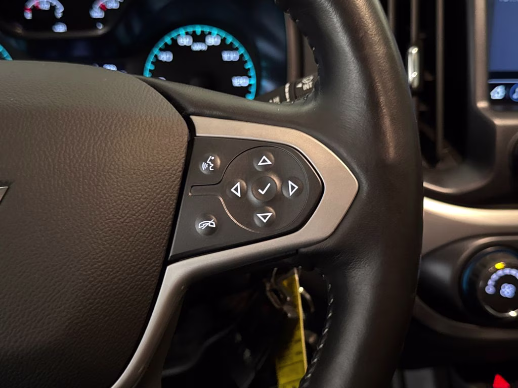 2022 Summit White Chevrolet Colorado LT RWD Truck
