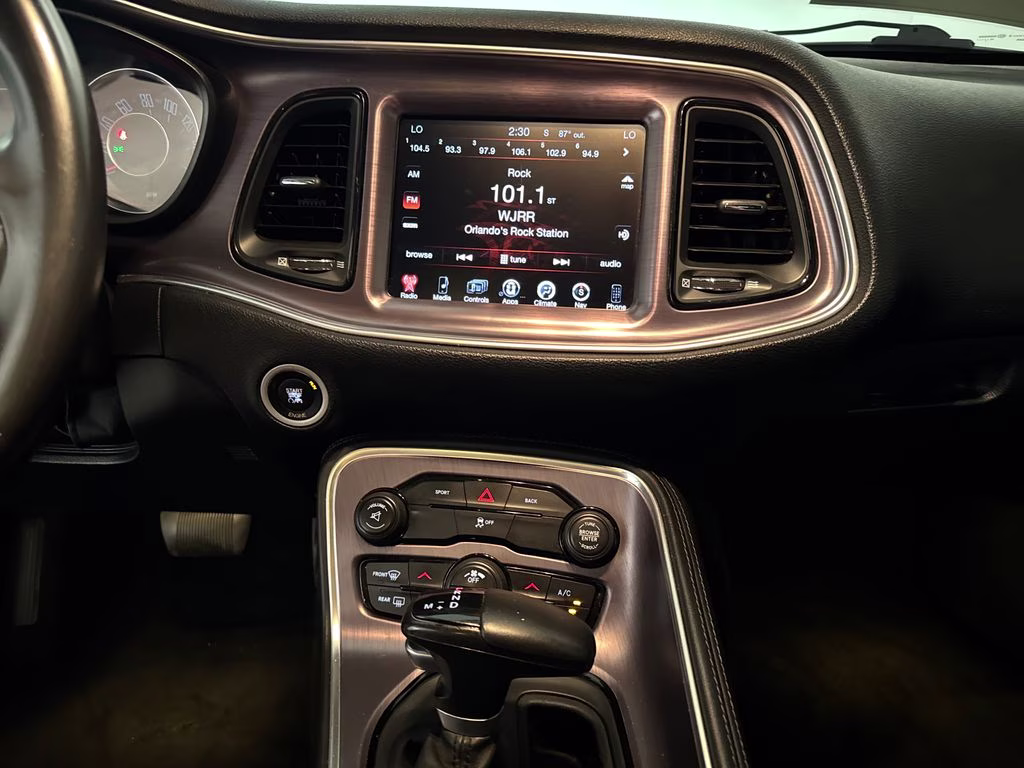 2016 Bright White Clearcoat Dodge Challenger SXT RWD Coupe