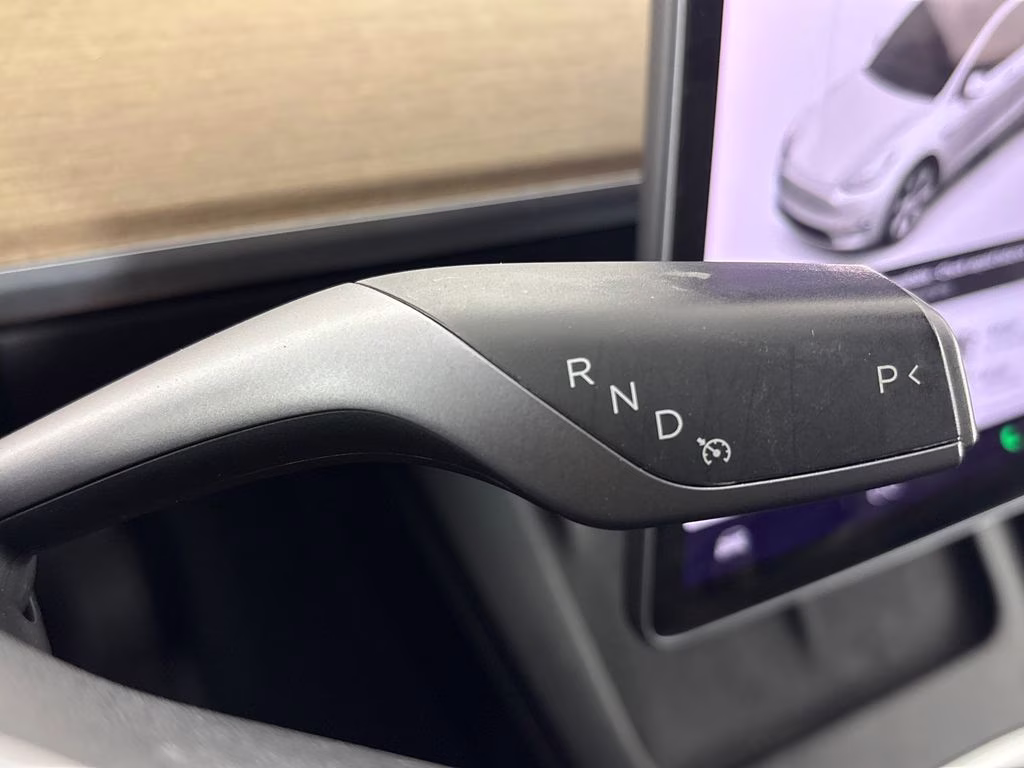 2022 Pearl White Multi-Coat Tesla Model Y Long Range AWD SUV