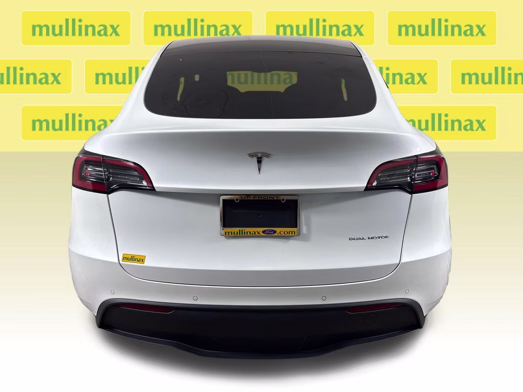 2022 Pearl White Multi-Coat Tesla Model Y Long Range AWD SUV