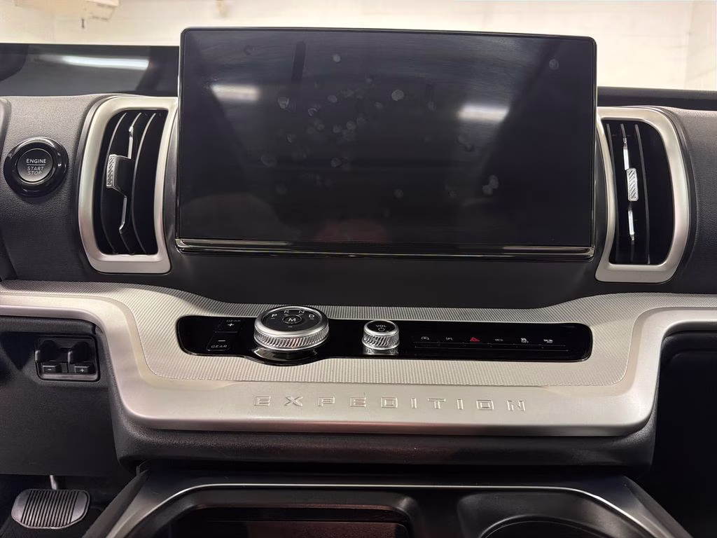 2025 Oxford White Ford Expedition Max Active RWD SUV