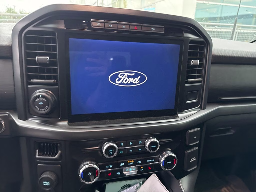 2024 Agate Black Metallic Ford F-150 XLT RWD Truck