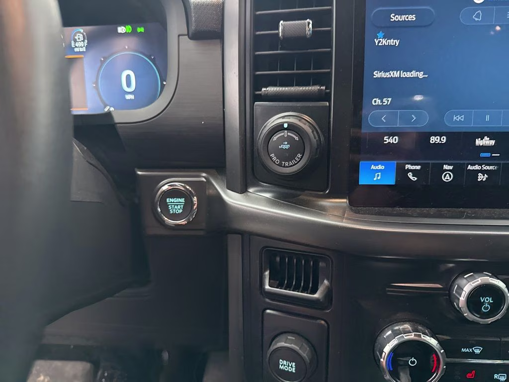 2024 Agate Black Metallic Ford F-150 XLT RWD Truck