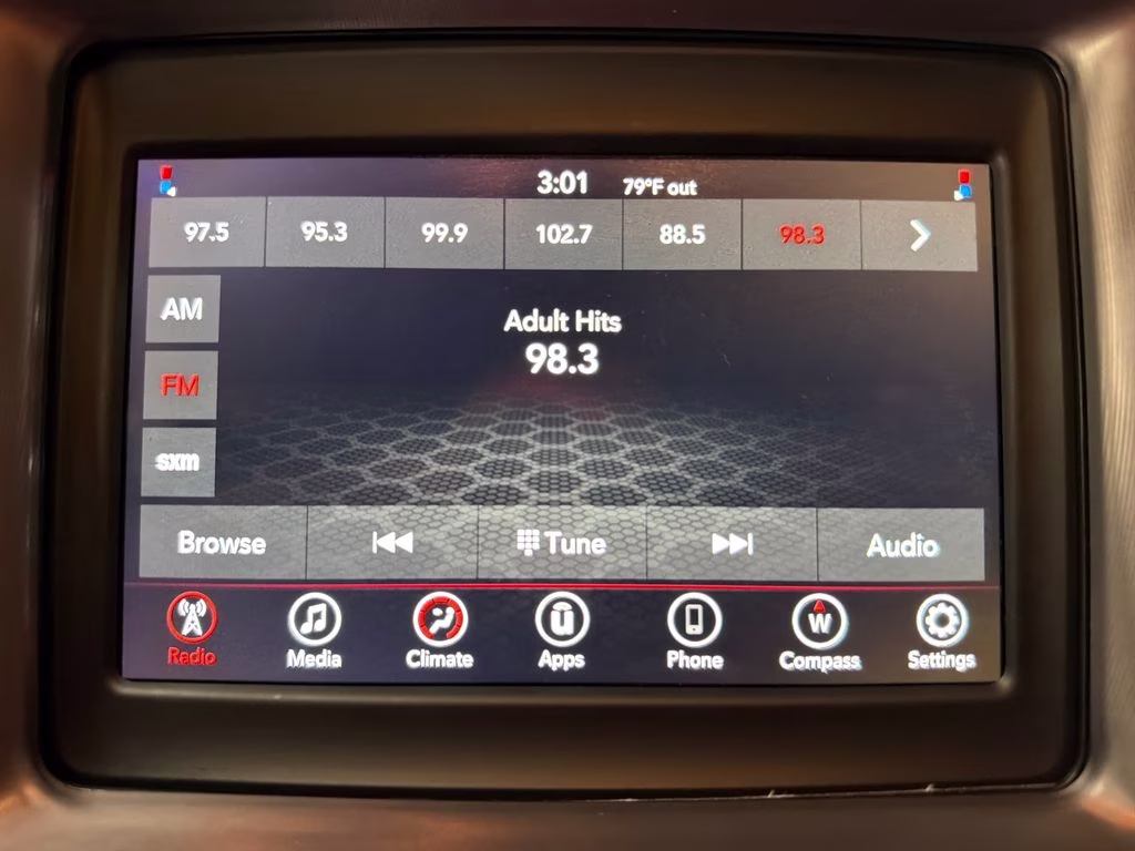 2019 Destroyer Gray Clearcoat Dodge Charger SXT RWD Sedan