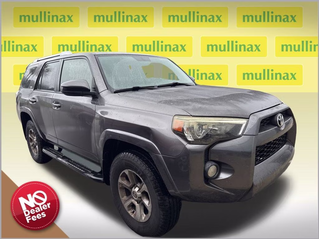 2015 Magnetic Gray Metallic Toyota 4Runner SR5 4X4 SUV