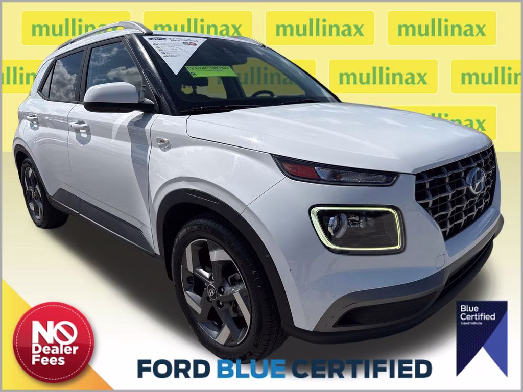 2020 Ceramic White Hyundai Venue SEL FWD SUV