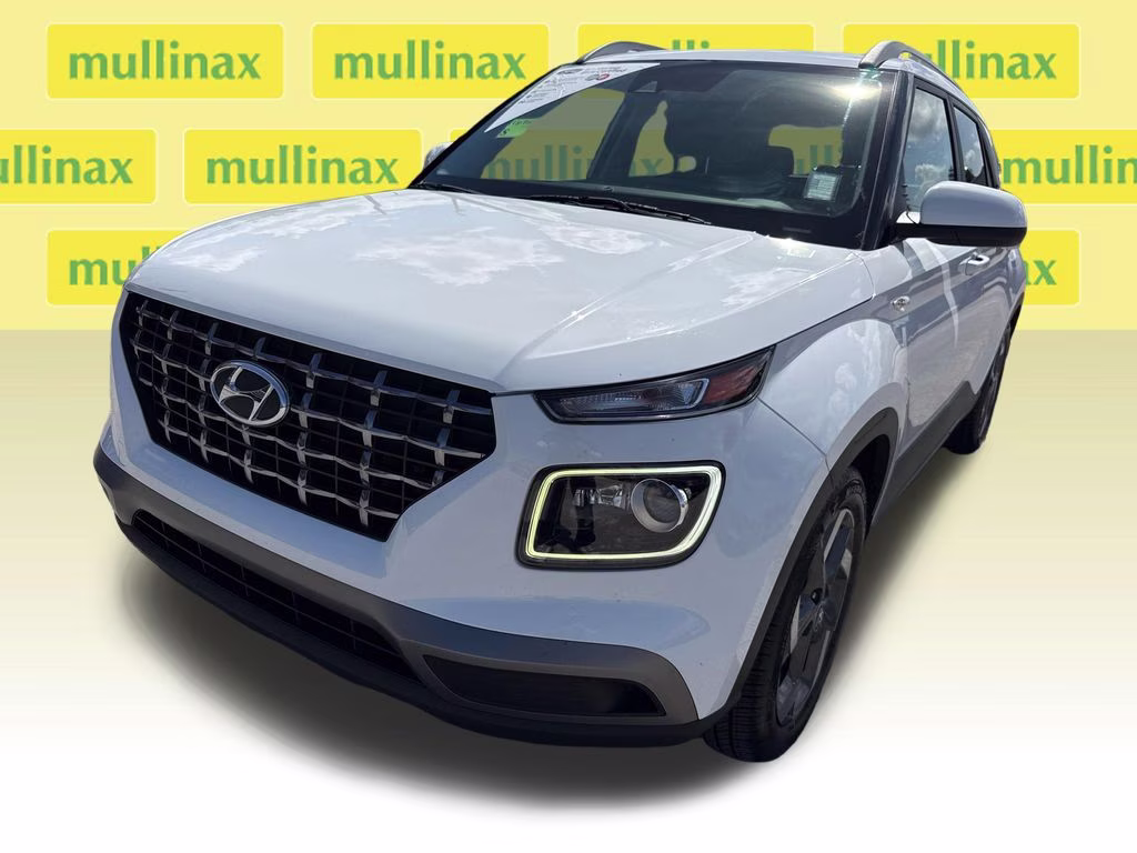2020 Ceramic White Hyundai Venue SEL FWD SUV