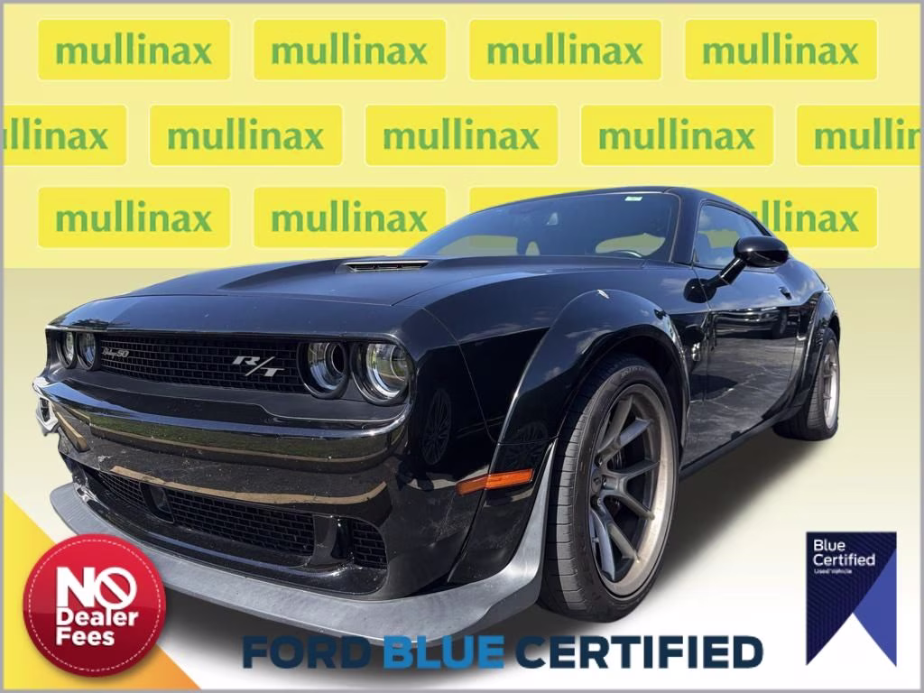 2020 Pitch Black Clearcoat Dodge Challenger R/T Scat Pack Widebody RWD Coupe