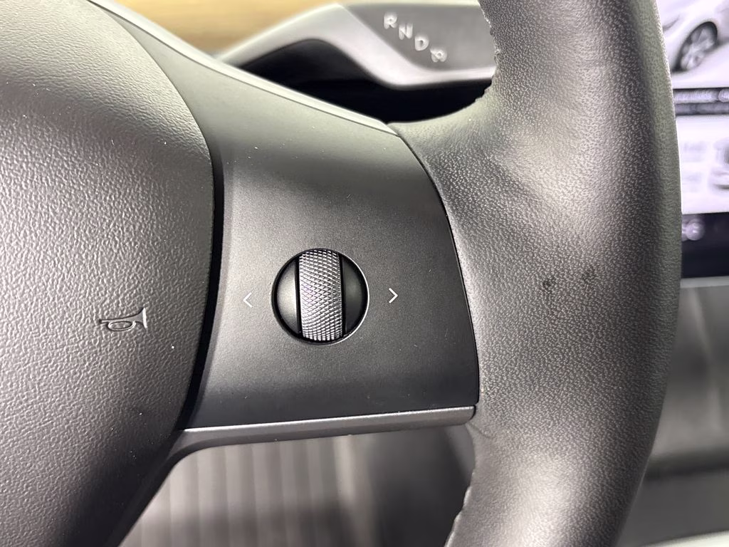 2022 Pearl White Multi-Coat Tesla Model Y Long Range AWD SUV