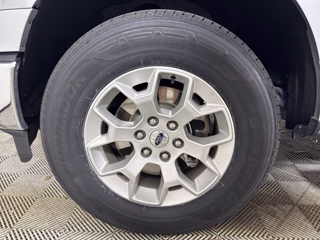 2023 Silver Metallic Ford F-150 XLT 4X4 Truck