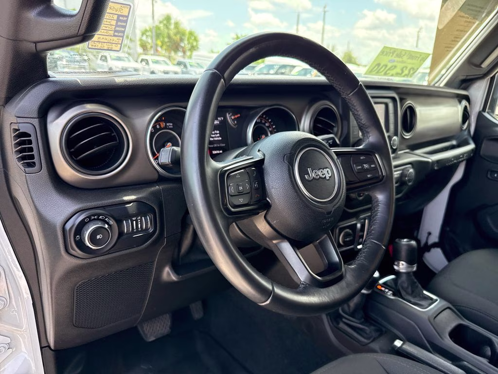 2019 Bright White Clearcoat Jeep Wrangler Sport S 4X4 SUV