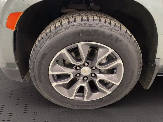 2023 Silver Sage Metallic Chevrolet Tahoe LT 4X4 SUV