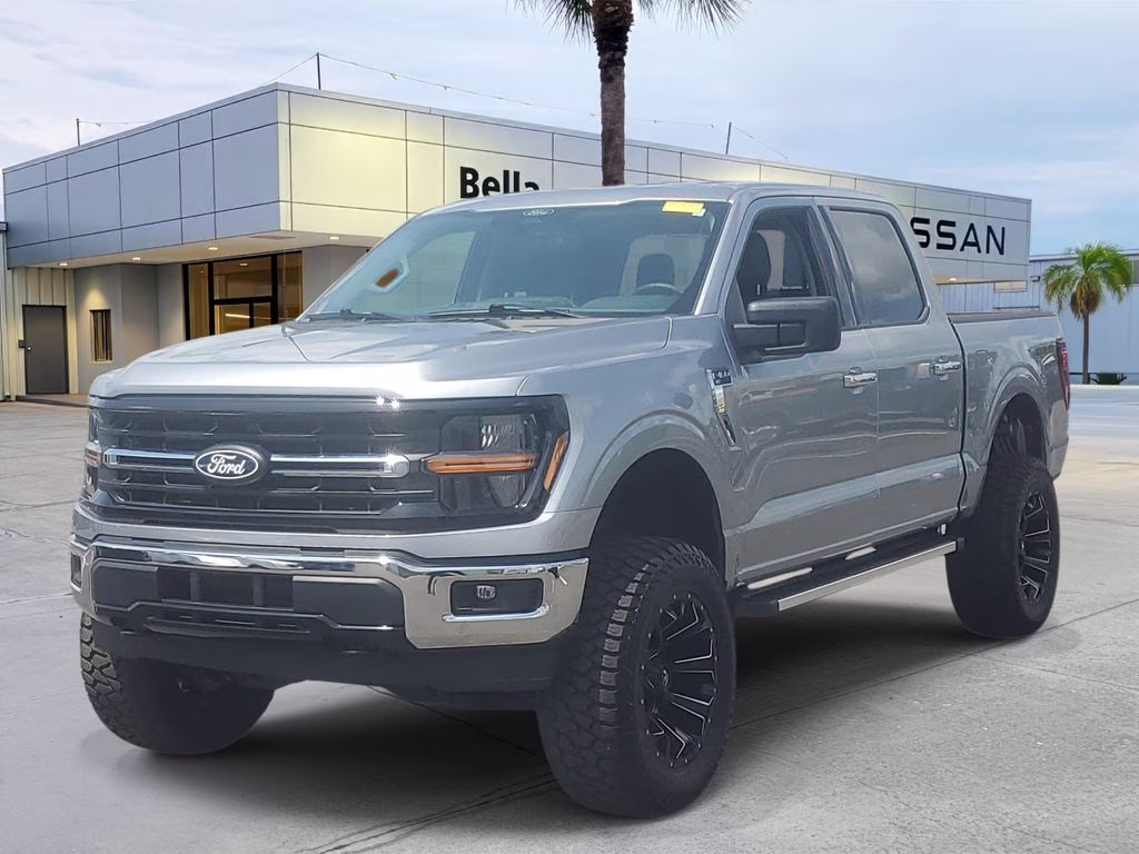 2025 Silver Ford F-150 XLT 4X4 Truck