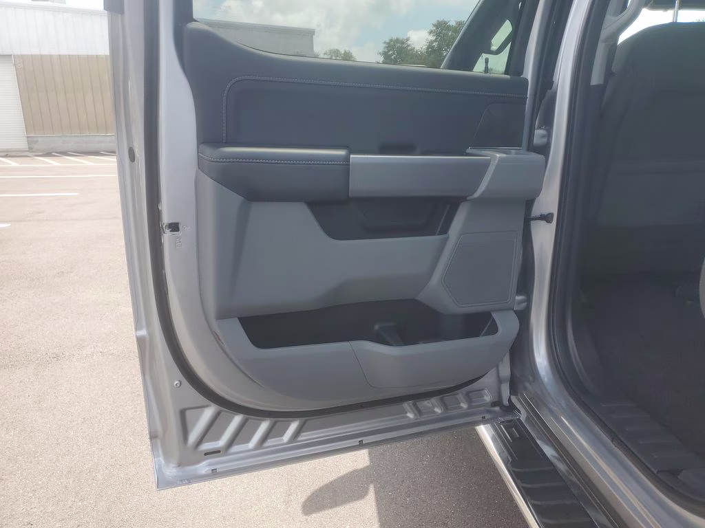 2025 Silver Ford F-150 XLT 4X4 Truck