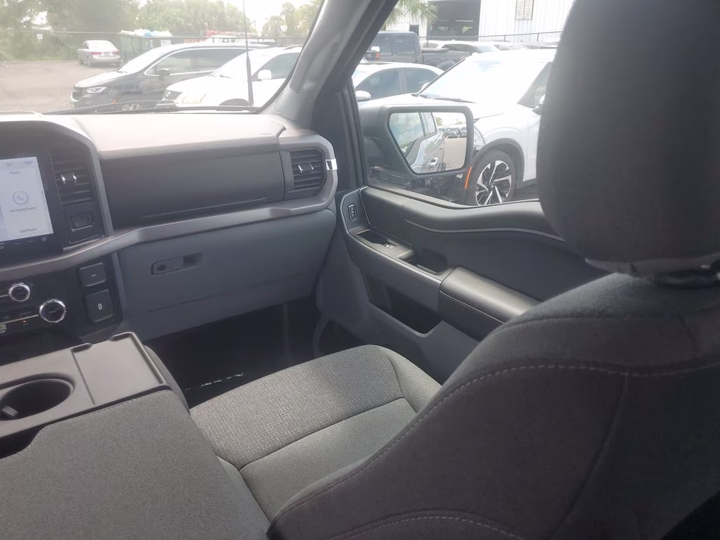 2025 Silver Ford F-150 XLT 4X4 Truck