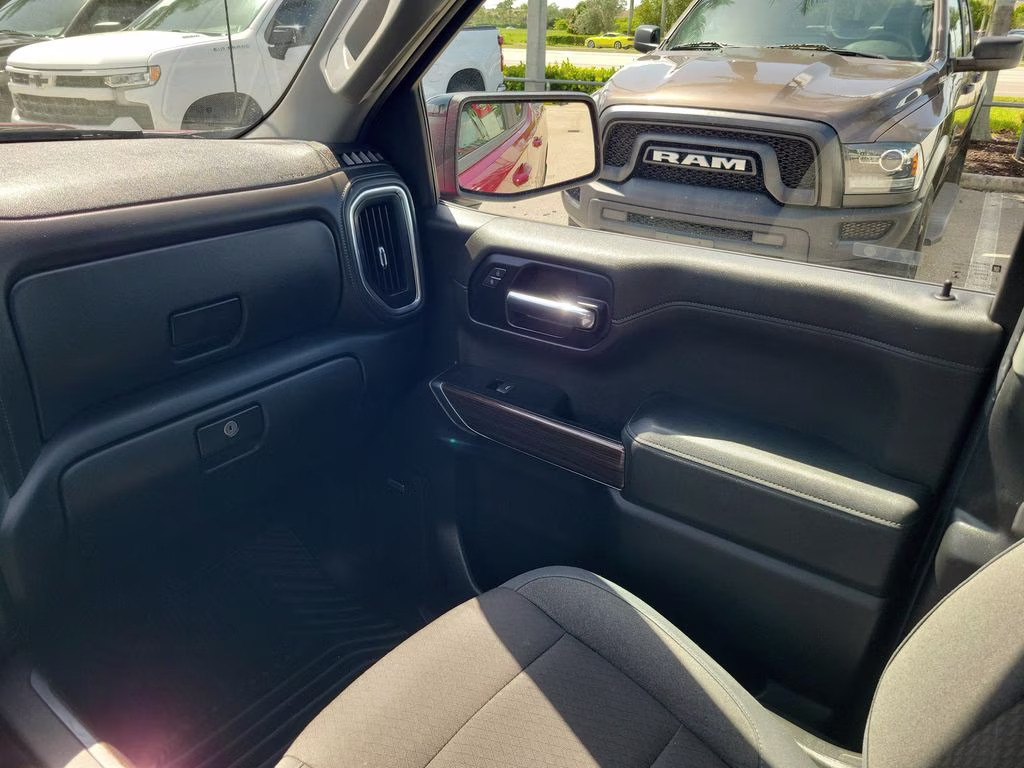 2019 Cajun Red Tintcoat Chevrolet Silverado 1500 RST 4X4 Truck