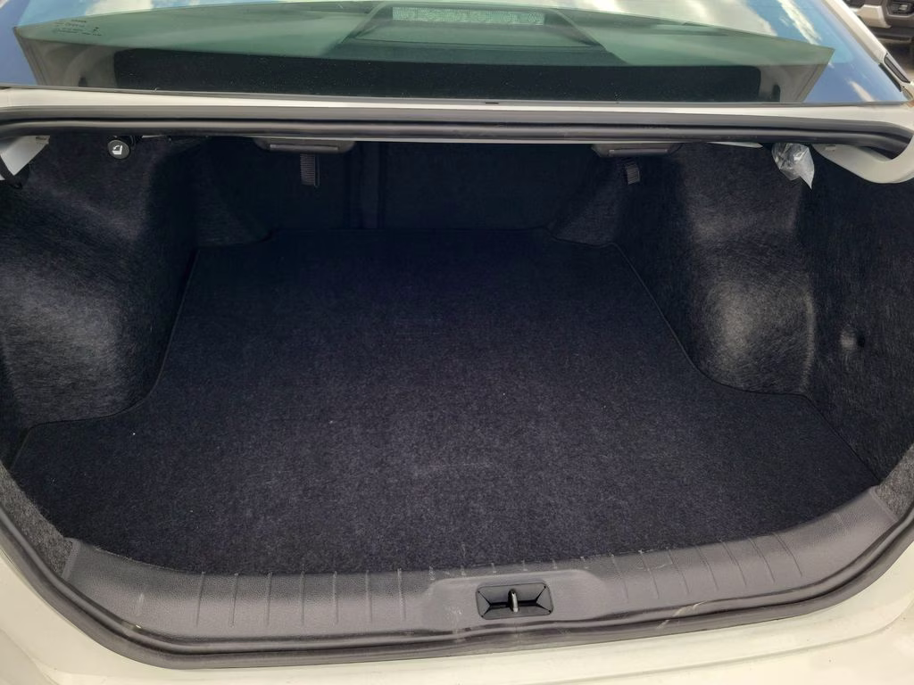 2023 Glacier White Nissan Altima 2.5 S FWD Sedan