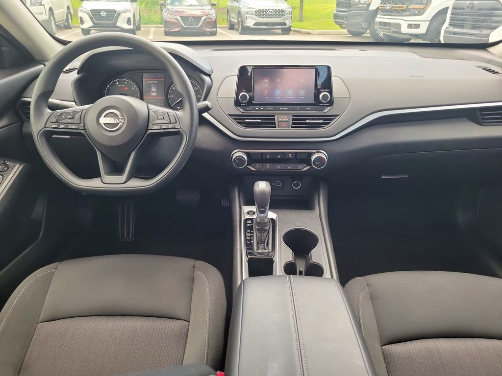 2023 Glacier White Nissan Altima 2.5 S FWD Sedan